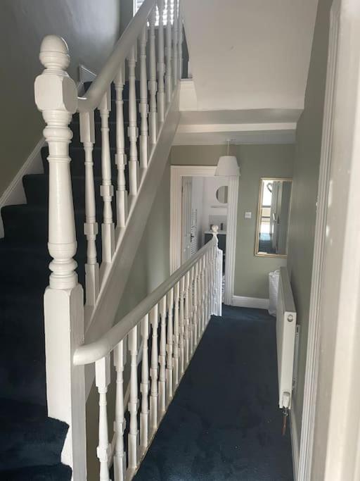 Townhouse In Belfast, Newtownabbey. Villa Exterior photo